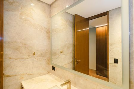 Apartamento à venda com 158m², 2 quartos e 2 vagasBanheiro da  Suíte 1