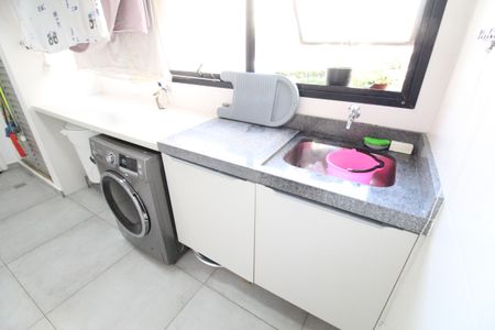 Apartamento para alugar com 200m², 4 quartos e 3 vagasÁrea de Serviço