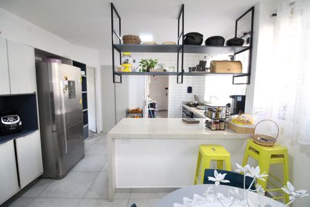 Apartamento para alugar com 200m², 4 quartos e 3 vagasCozinha