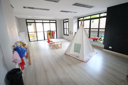 Apartamento para alugar com 200m², 4 quartos e 3 vagasÁrea comum - Brinquedoteca