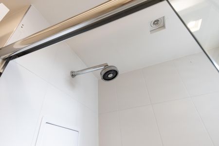 Apartamento à venda com 173m², 4 quartos e 3 vagas Apartamento à venda com 173m², 4 quartos e 3 vagasBanheiro da Suíte 1