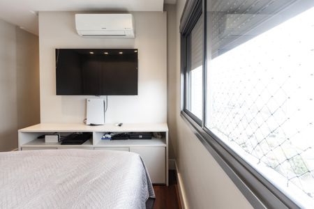 Apartamento à venda com 173m², 4 quartos e 3 vagas Apartamento à venda com 173m², 4 quartos e 3 vagasSuíte 1