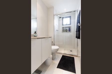 Apartamento à venda com 173m², 4 quartos e 3 vagas Apartamento à venda com 173m², 4 quartos e 3 vagasBanheiro da Suíte 3