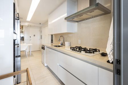 Apartamento à venda com 173m², 4 quartos e 3 vagas Apartamento à venda com 173m², 4 quartos e 3 vagasCozinha