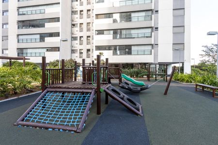 Apartamento à venda com 173m², 4 quartos e 3 vagas Apartamento à venda com 173m², 4 quartos e 3 vagasÁrea comum