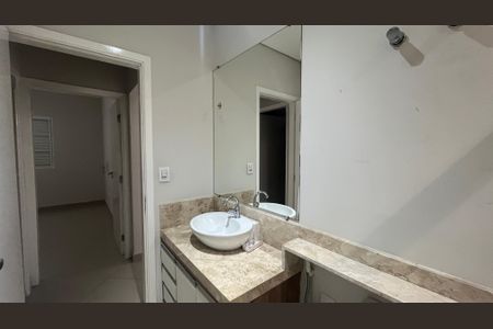 Casa à venda com 100m², 3 quartos e 3 vagasBanheiro