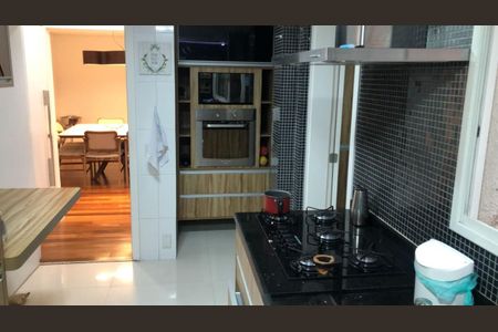 Cozinha de apartamento à venda com 3 quartos, 163m² em Barra Funda, São Paulo
