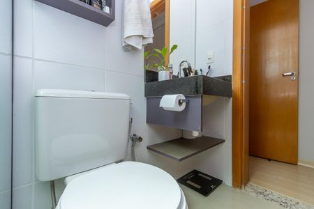 Apartamento à venda com 68m², 2 quartos e 1 vagaBanheiro da Suíte