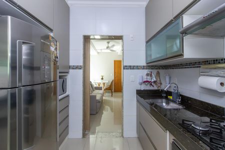 Apartamento à venda com 68m², 2 quartos e 1 vagaCozinha