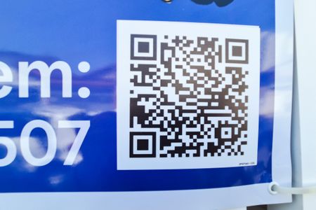 Casa à venda com 300m², 3 quartos e 3 vagas Casa à venda com 300m², 3 quartos e 3 vagasPlaca 2PSP3401-1232