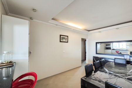 Casa à venda com 300m², 3 quartos e 3 vagas Casa à venda com 300m², 3 quartos e 3 vagasCozinha