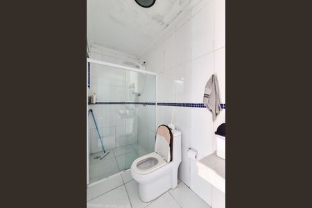 Casa à venda com 300m², 3 quartos e 3 vagas Casa à venda com 300m², 3 quartos e 3 vagasEdícula - Banheiro