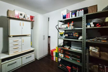 Casa à venda com 300m², 3 quartos e 3 vagas Casa à venda com 300m², 3 quartos e 3 vagasQuarto 3