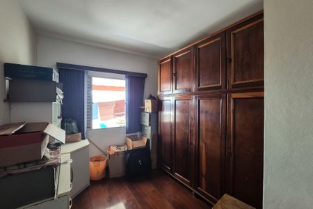 Casa à venda com 300m², 3 quartos e 3 vagas Casa à venda com 300m², 3 quartos e 3 vagasQuarto 2