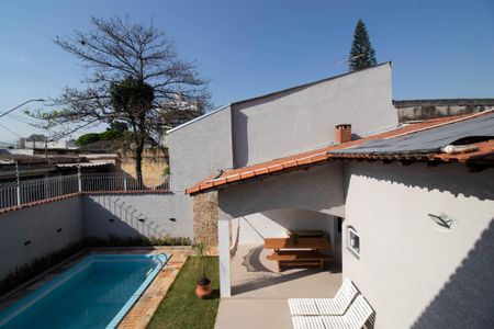 Casa à venda com 306m², 4 quartos e 5 vagasVista Suíte 2
