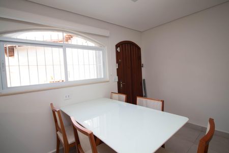 Casa à venda com 306m², 4 quartos e 5 vagasCozinha