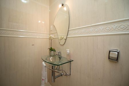 Casa à venda com 306m², 4 quartos e 5 vagasLavabo