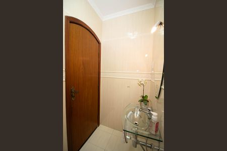 Casa à venda com 306m², 4 quartos e 5 vagasLavabo