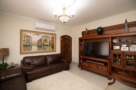 Sala de casa à venda com 4 quartos, 306m² em Vila Milton, Guarulhos