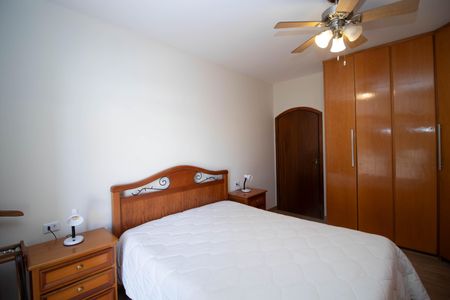 Casa à venda com 306m², 4 quartos e 5 vagasSuíte 1