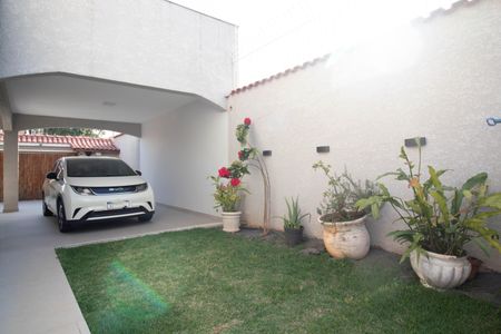 Casa à venda com 306m², 4 quartos e 5 vagasÁrea externa