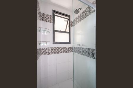 Apartamento à venda com 63m², 3 quartos e 2 vagas Apartamento à venda com 63m², 3 quartos e 2 vagasBanheiro da Suíte