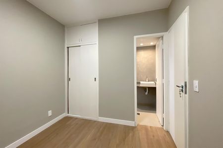 Apartamento para alugar com 75m², 2 quartos e 2 vagasSuíte 2