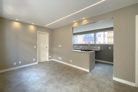 Sala de apartamento à venda com 2 quartos, 75m² em Vila Paris, Belo Horizonte