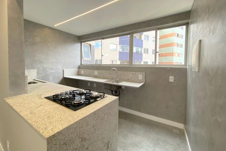 Apartamento para alugar com 75m², 2 quartos e 2 vagasCozinha