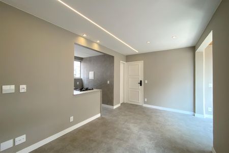 Sala de apartamento à venda com 2 quartos, 75m² em Vila Paris, Belo Horizonte