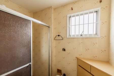 Apartamento à venda com 63m², 2 quartos e 1 vaga Apartamento à venda com 63m², 2 quartos e 1 vagaBanheiro Social