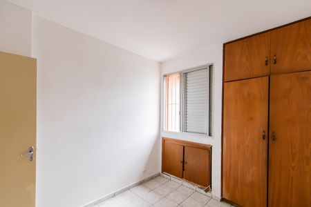 Quarto 1 de apartamento para alugar com 2 quartos, 63m² em Vila Londrina, São Paulo