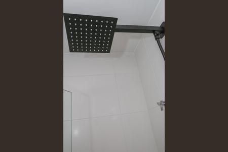 Banheiro de kitnet/studio para alugar com 1 quarto, 21m² em Pompeia, São Paulo