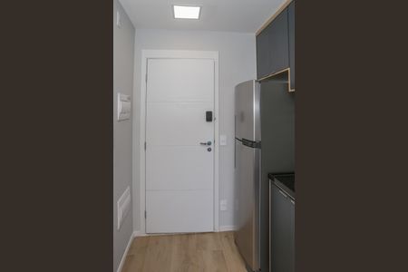 Entrada de kitnet/studio para alugar com 1 quarto, 21m² em Pompeia, São Paulo