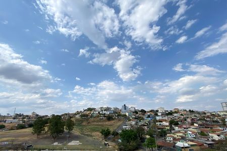 Vista Quarto 1 de apartamento à venda com 2 quartos, 50m² em Vila Oeste, Belo Horizonte