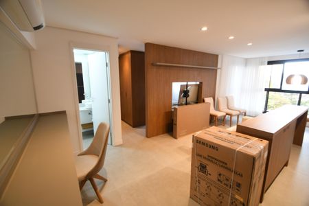 Sala de apartamento à venda com 1 quarto, 55m² em Nova Campinas, Campinas