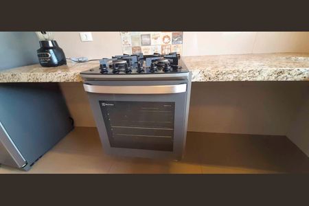 Casa à venda com 180m², 4 quartos e 2 vagas Casa à venda com 180m², 4 quartos e 2 vagasCozinha