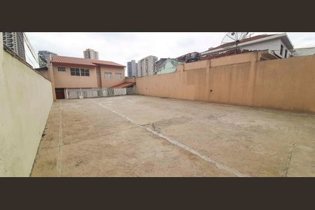 Casa à venda com 180m², 4 quartos e 2 vagas Casa à venda com 180m², 4 quartos e 2 vagasGaragem