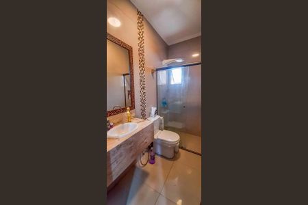 Casa à venda com 180m², 4 quartos e 2 vagas Casa à venda com 180m², 4 quartos e 2 vagasBanheiro Social