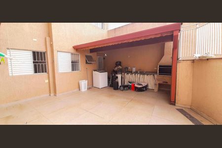 Casa à venda com 180m², 4 quartos e 2 vagas Casa à venda com 180m², 4 quartos e 2 vagasEspaço Gourmet