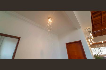 Casa à venda com 180m², 4 quartos e 2 vagas Casa à venda com 180m², 4 quartos e 2 vagasCopa