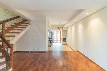 Sala de casa de condomínio à venda com 2 quartos, 99m² em Ipanema, Porto Alegre