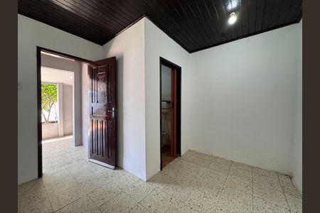 Casa à venda com 77m², 1 quarto e 2 vagasCozinha