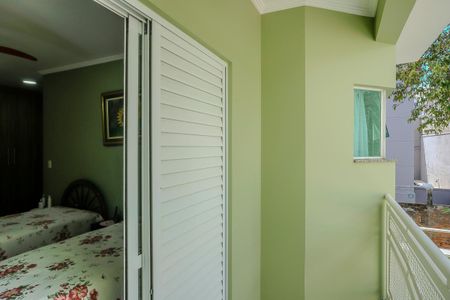 Casa à venda com 197m², 3 quartos e 4 vagasVaranda da suíte