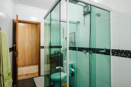 Casa à venda com 197m², 3 quartos e 4 vagasBanheiro da suíte