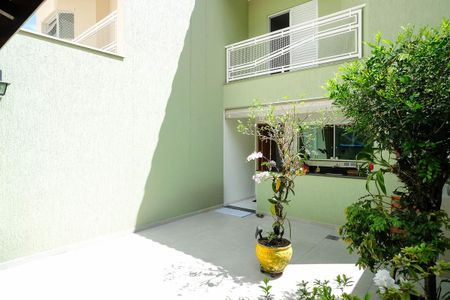 Casa à venda com 197m², 3 quartos e 4 vagasQuintal