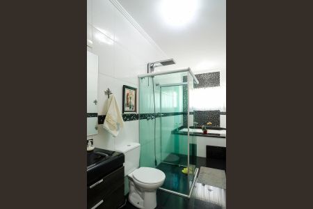 Casa à venda com 197m², 3 quartos e 4 vagasBanheiro da suíte