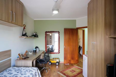 Casa à venda com 197m², 3 quartos e 4 vagasQuarto 2
