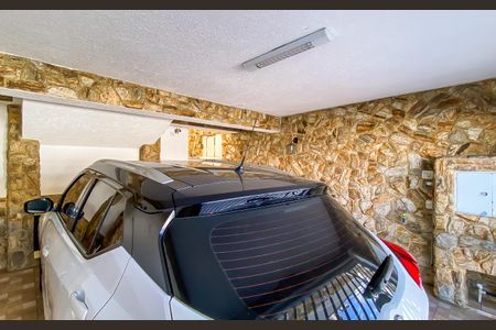 Casa à venda com 165m², 3 quartos e 2 vagasGaragem