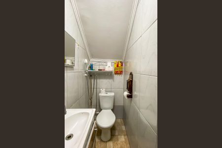 Casa à venda com 165m², 3 quartos e 2 vagasBanheiro de serviço